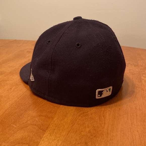 Seattle Mariners New Era 59FIFTY Low Profile Sz 7 onfield hat - Picture 2 of 4